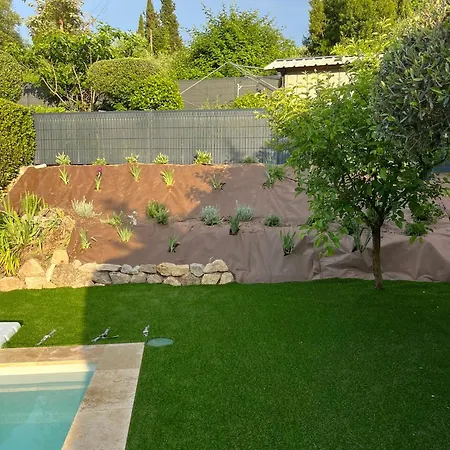 Au Calme A Avec Piscine Et Privee Villa *